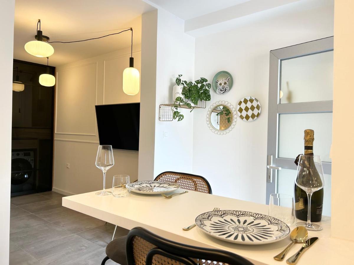 Studio Apartment Smile, Near Beach & Center, Free Parking, Balcony Makarska Zewnętrze zdjęcie