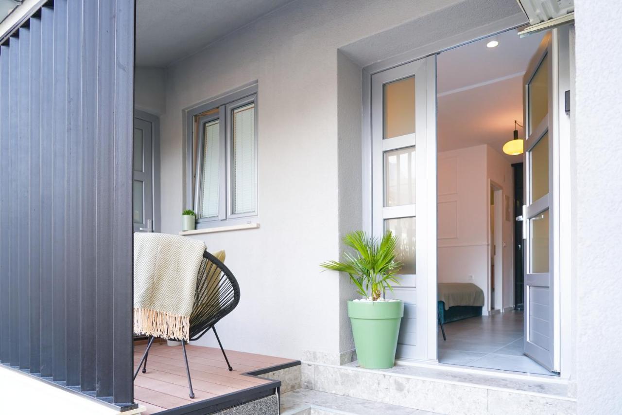 Studio Apartment Smile, Near Beach & Center, Free Parking, Balcony Makarska Zewnętrze zdjęcie